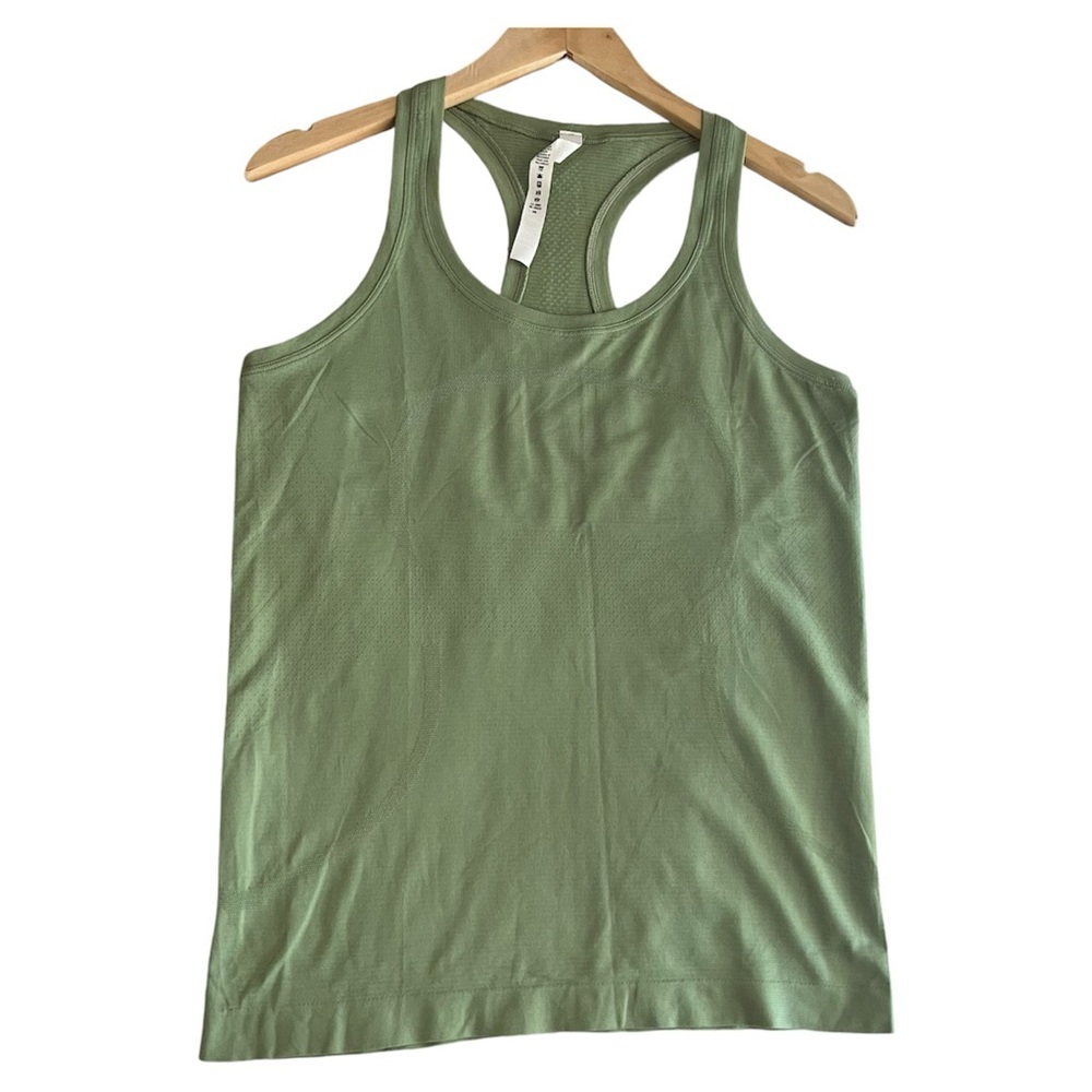 Lululemon Swiftly Tech Racerback 2.0 Sz 8 green tank stretch athletic NWT
